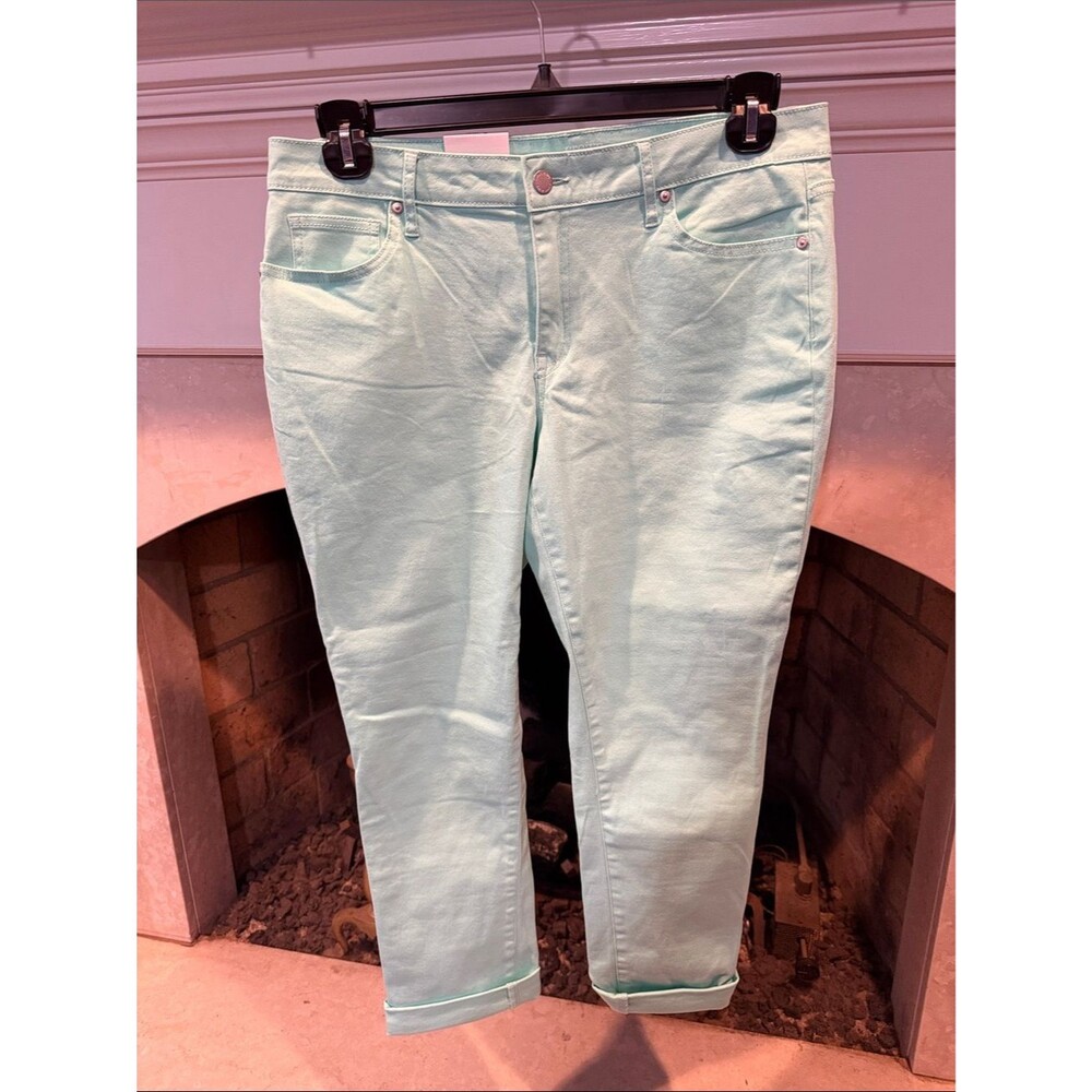 crown & ivy Mint Green Cropped Ankle Jeans